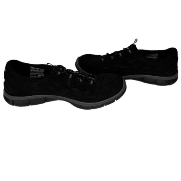 Skechers Black Athletic Shoes - Picture 3 of 6